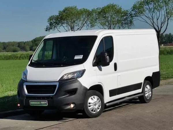 Peugeot Boxer 330 2.0 HDI Image 2